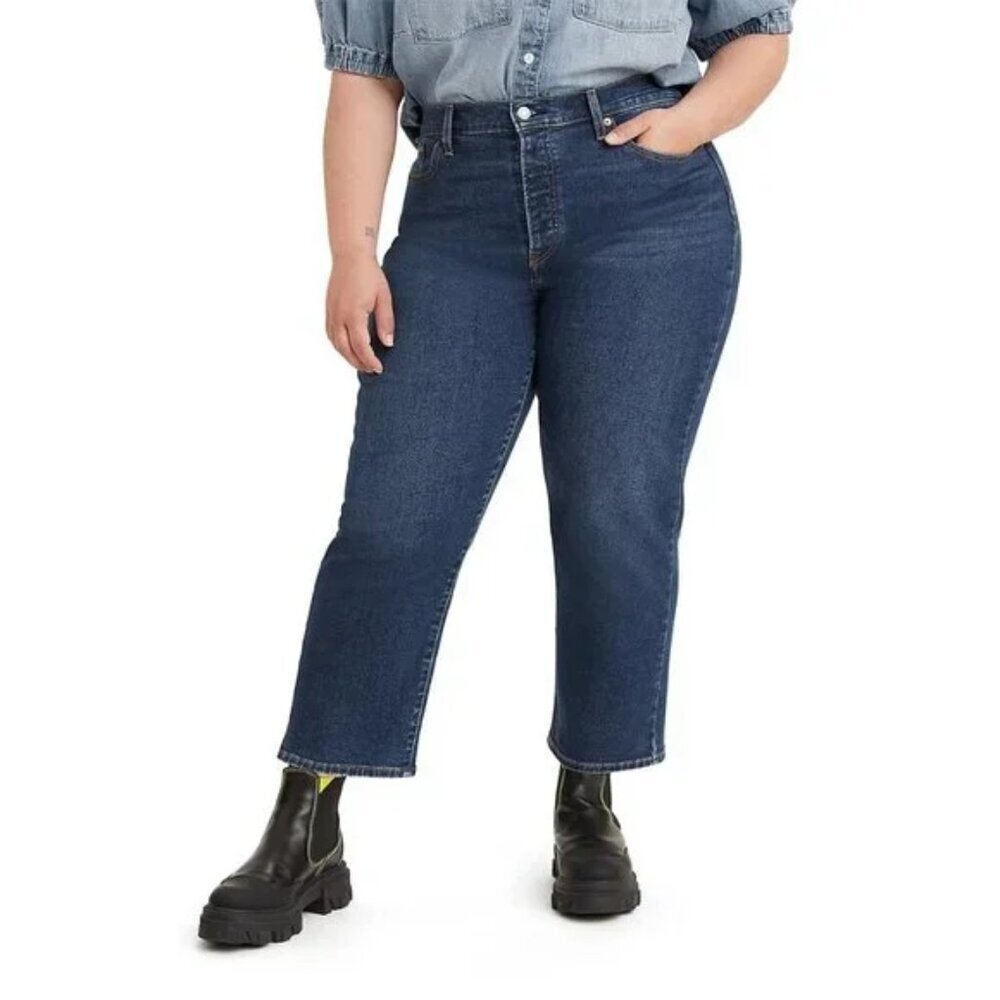Levi's Women's Wedgie Straight Blue Denim Crop Fit Jeans sz 24W NWT